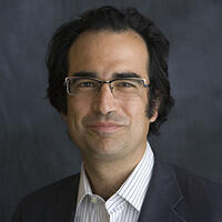 Ронни Перелис